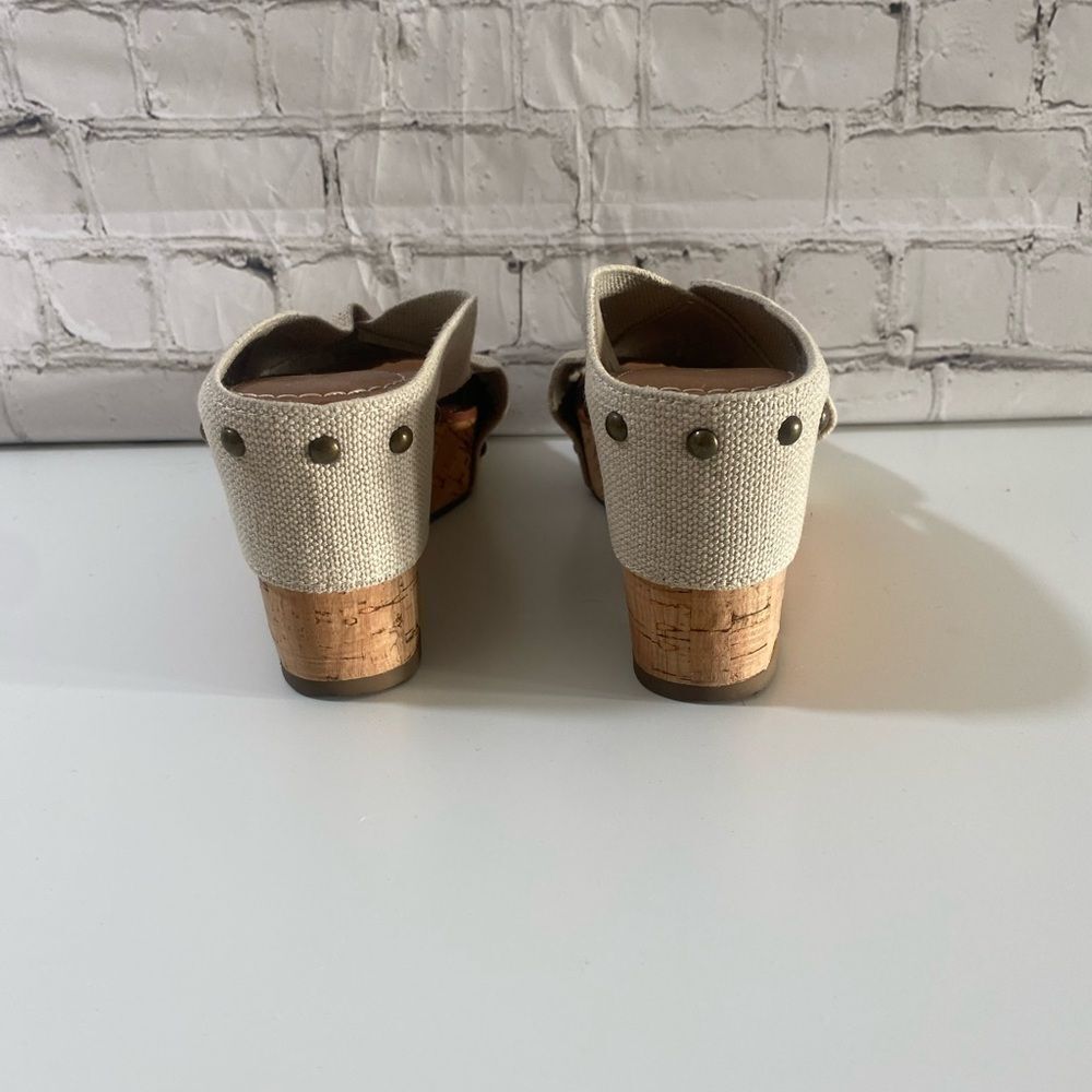 Crown Vintage Women's Cream Wedge Sandals - Picture 3 of 5